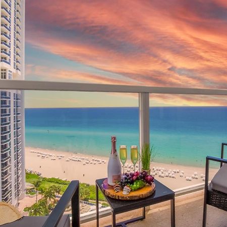 Luxurious Beach Resort Balcony Sunny Isles Beach Exterior foto